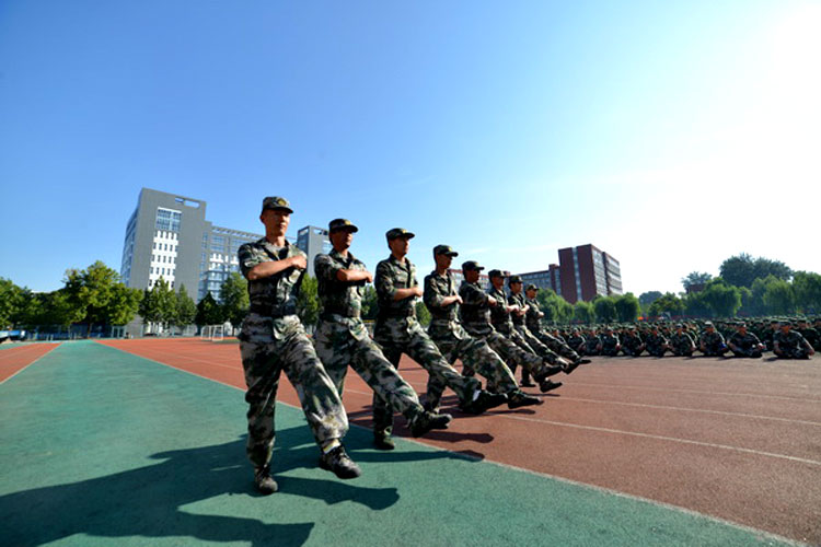 北京第二外国语大学新生军训